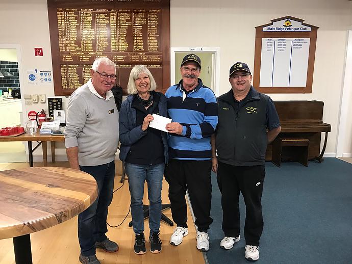 Mary, Vince & Robert receiving prize